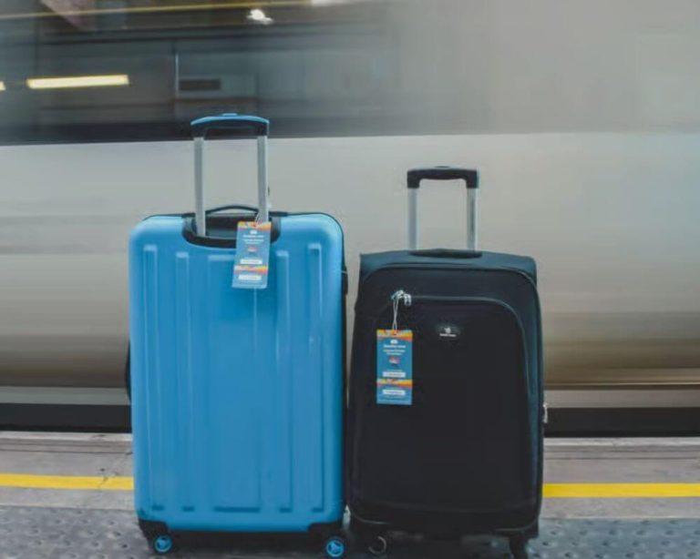 שמירת חפצים בקרקוב - אחסון תיקים ומזוודות credit to getyourguide.com