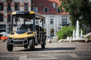 סיור ברכב חשמלי פרטי אחר הקהילה היהודית בקרקוב Image credit: getyourguide